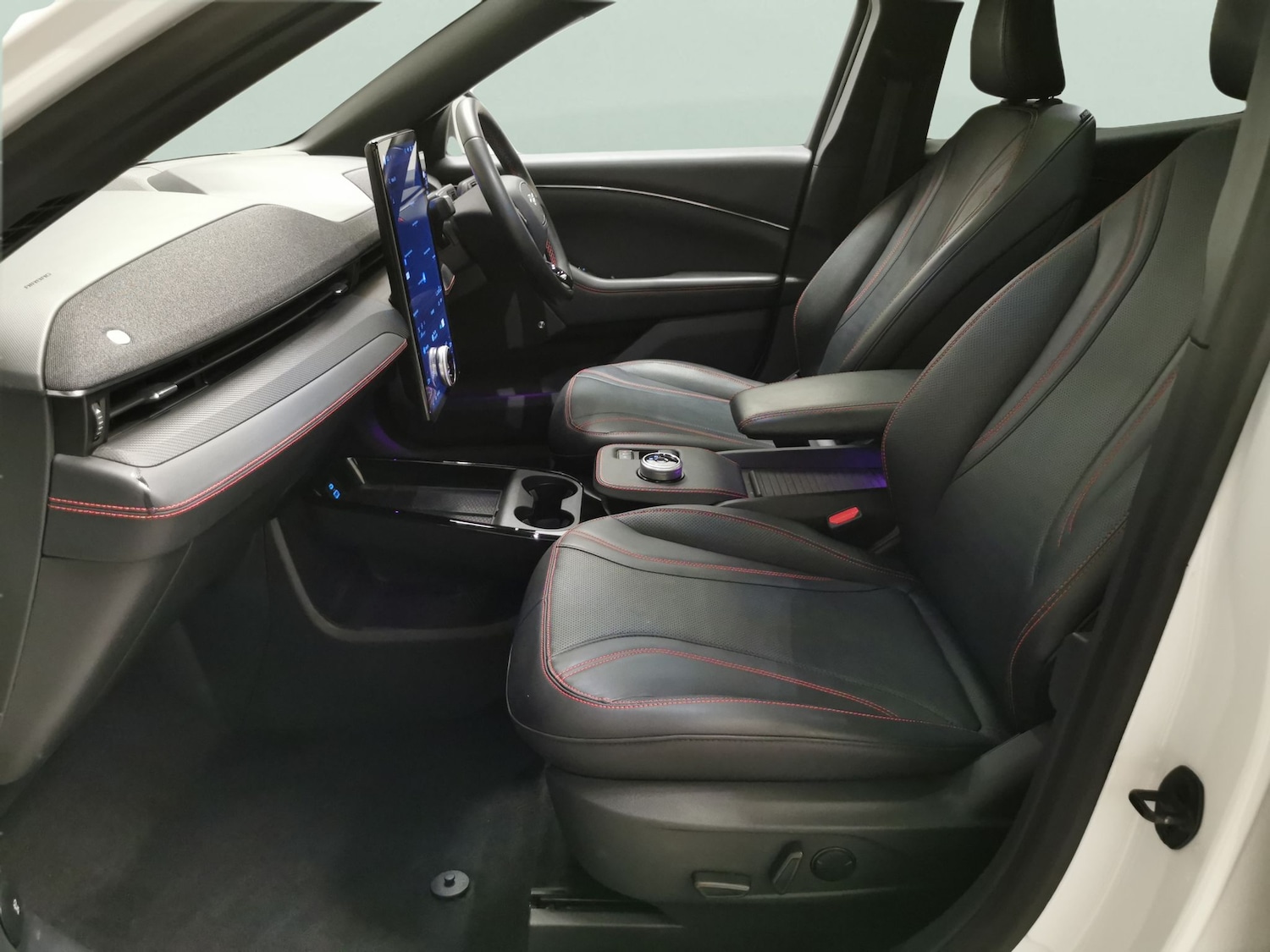 Used Ford Mustang Mach-E 2022 for sale - 77819387: Photo 4