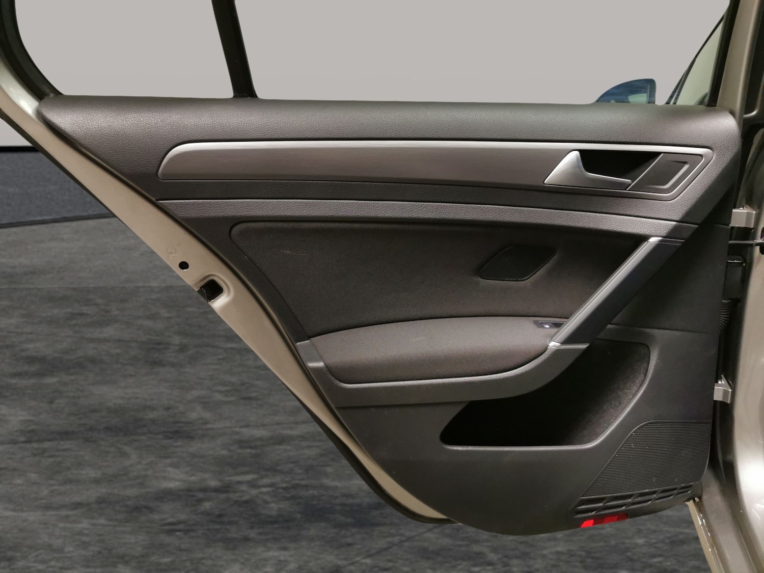 Used Volkswagen Golf 2020 for sale - 77951091: Photo 24