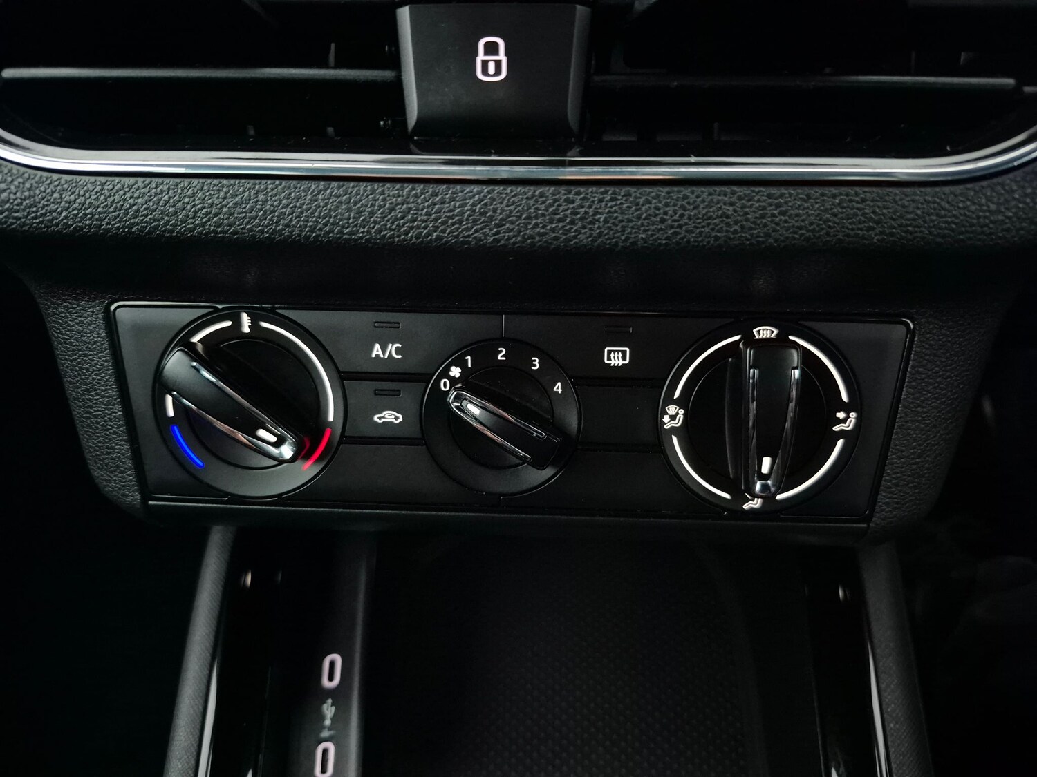 Used Skoda Kamiq 2021 for sale - 77686157: Photo 17