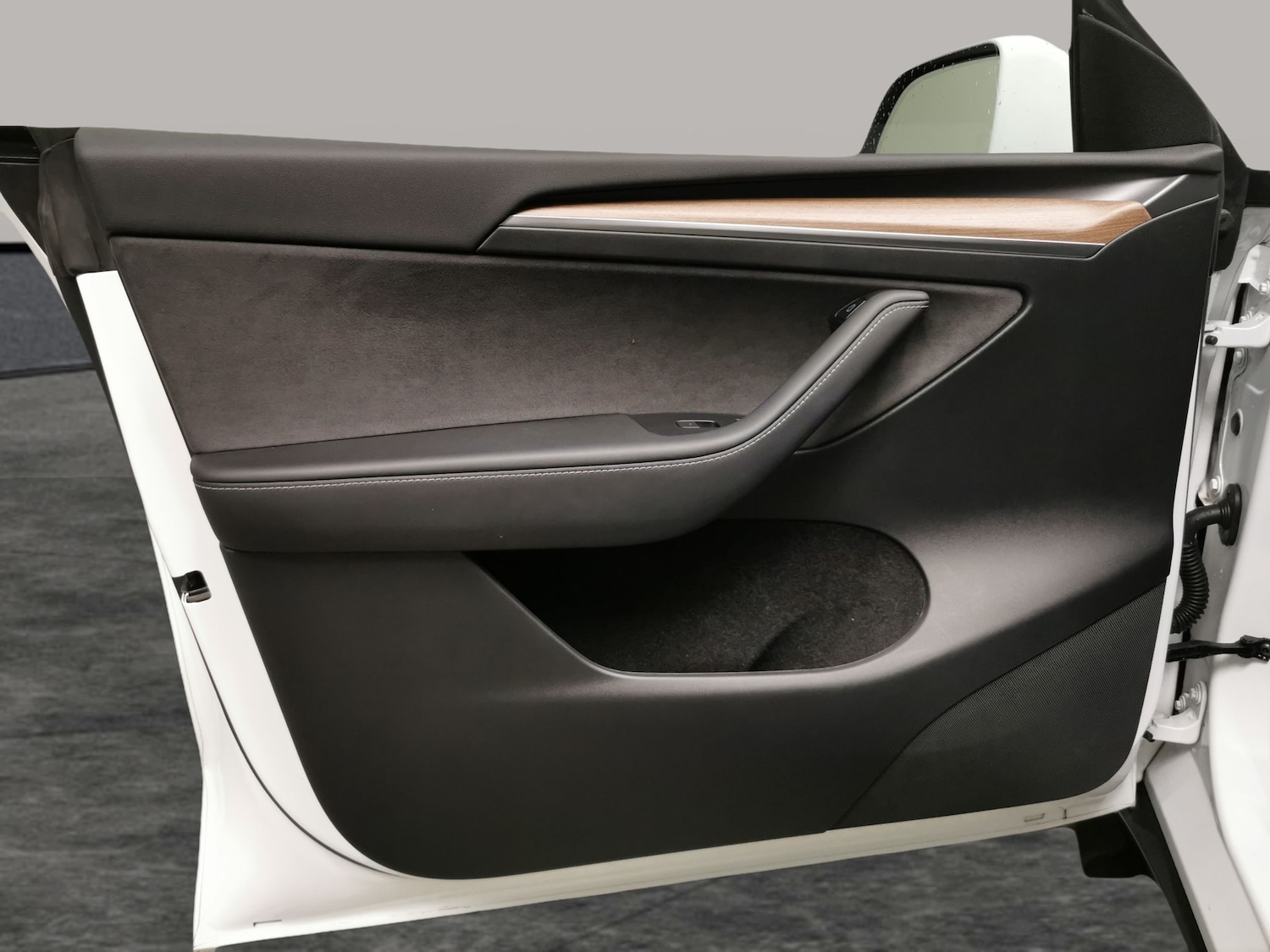 Used Tesla Model Y 2024 for sale - 77894217: Photo 27