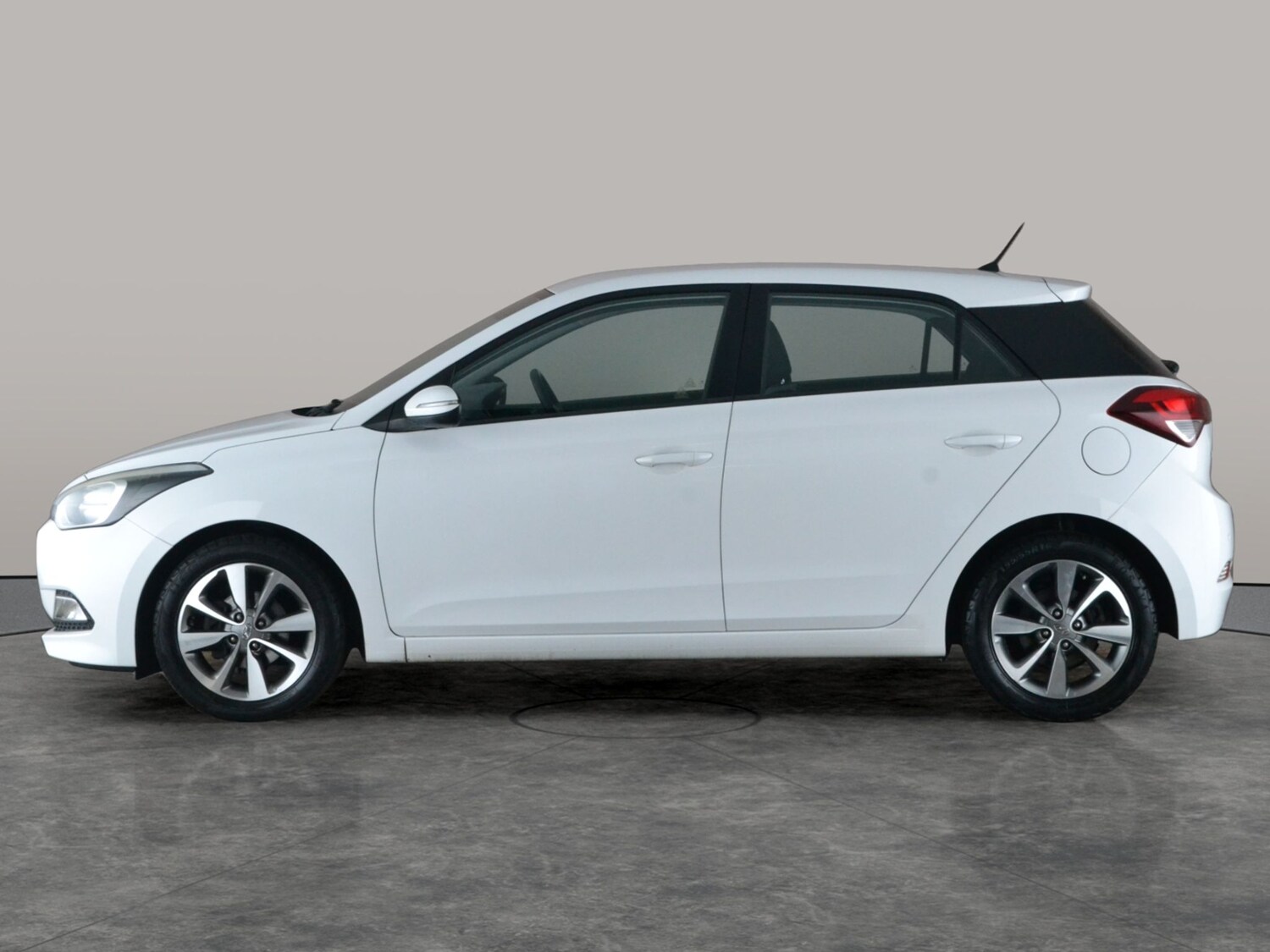 Used Hyundai i20 2015 for sale - 77804240: Photo 11
