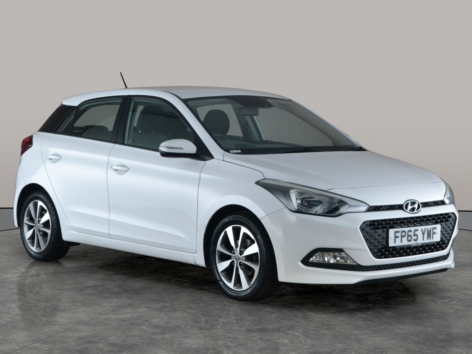 Used Hyundai i20 2015 for sale - 77804240: Photo 6
