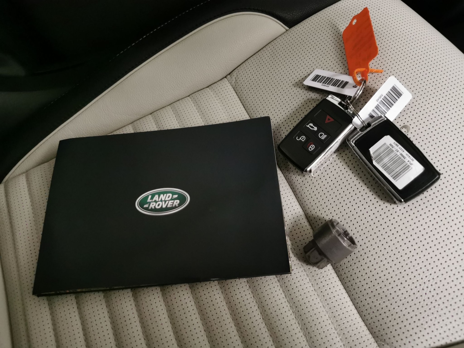 Used Land Rover Discovery Sport 2022 for sale - 77255668: Photo 32