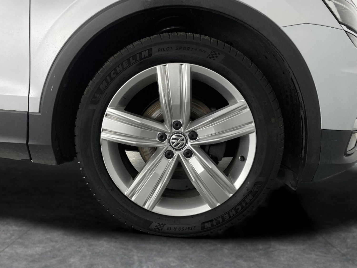 Used Volkswagen Tiguan 2020 for sale - 76709856: Photo 27