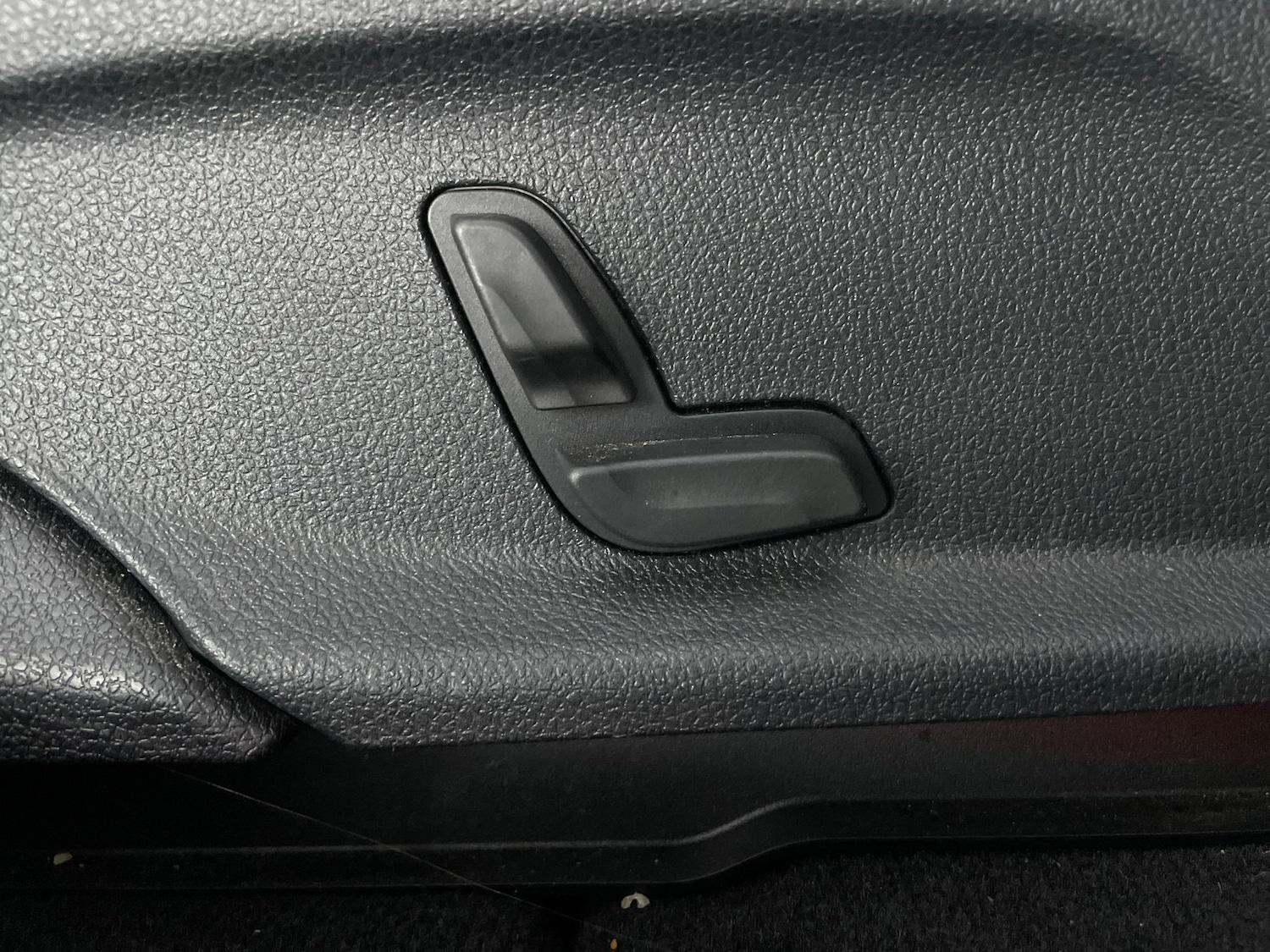 Used Mercedes-Benz EQC 2022 for sale - 76937785: Photo 17