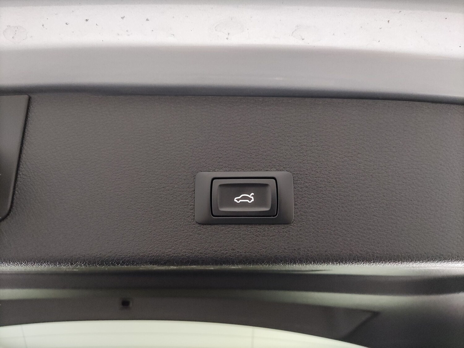 Used Audi e-tron 2021 for sale - 77960549: Photo 14