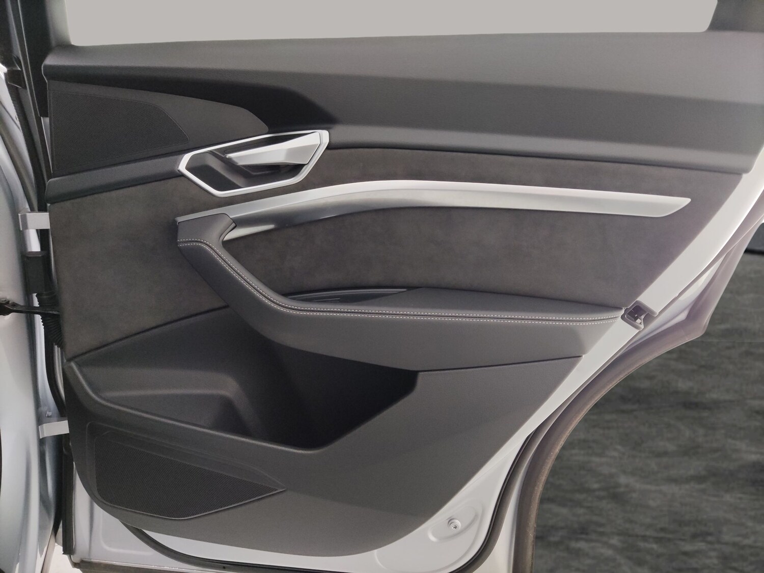 Used Audi e-tron 2021 for sale - 77960549: Photo 30