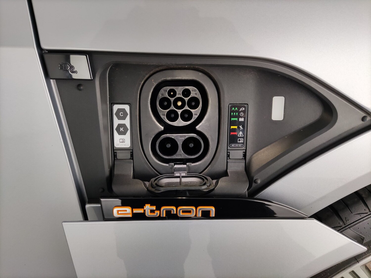 Used Audi e-tron 2021 for sale - 77960549: Photo 33