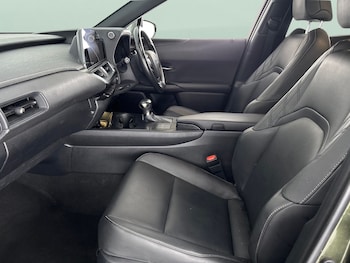 Used Lexus UX 2023 for sale - 79459166: Photo
