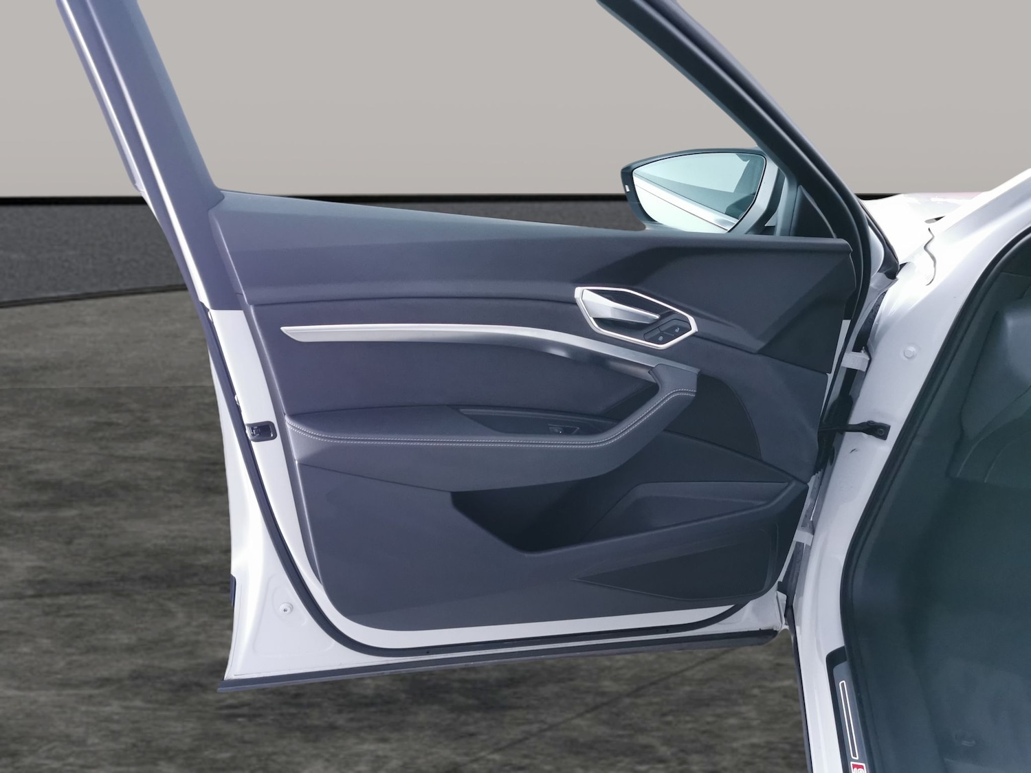 Used Audi e-tron 2022 for sale - 77225536: Photo 31