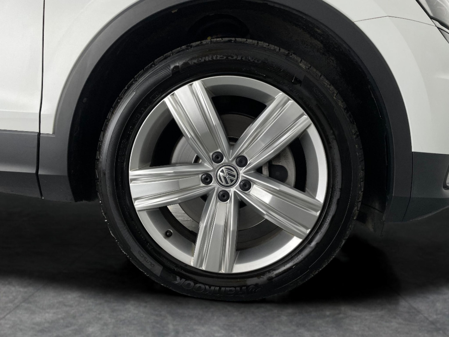 Used Volkswagen Tiguan 2021 for sale - 76519600: Photo 35