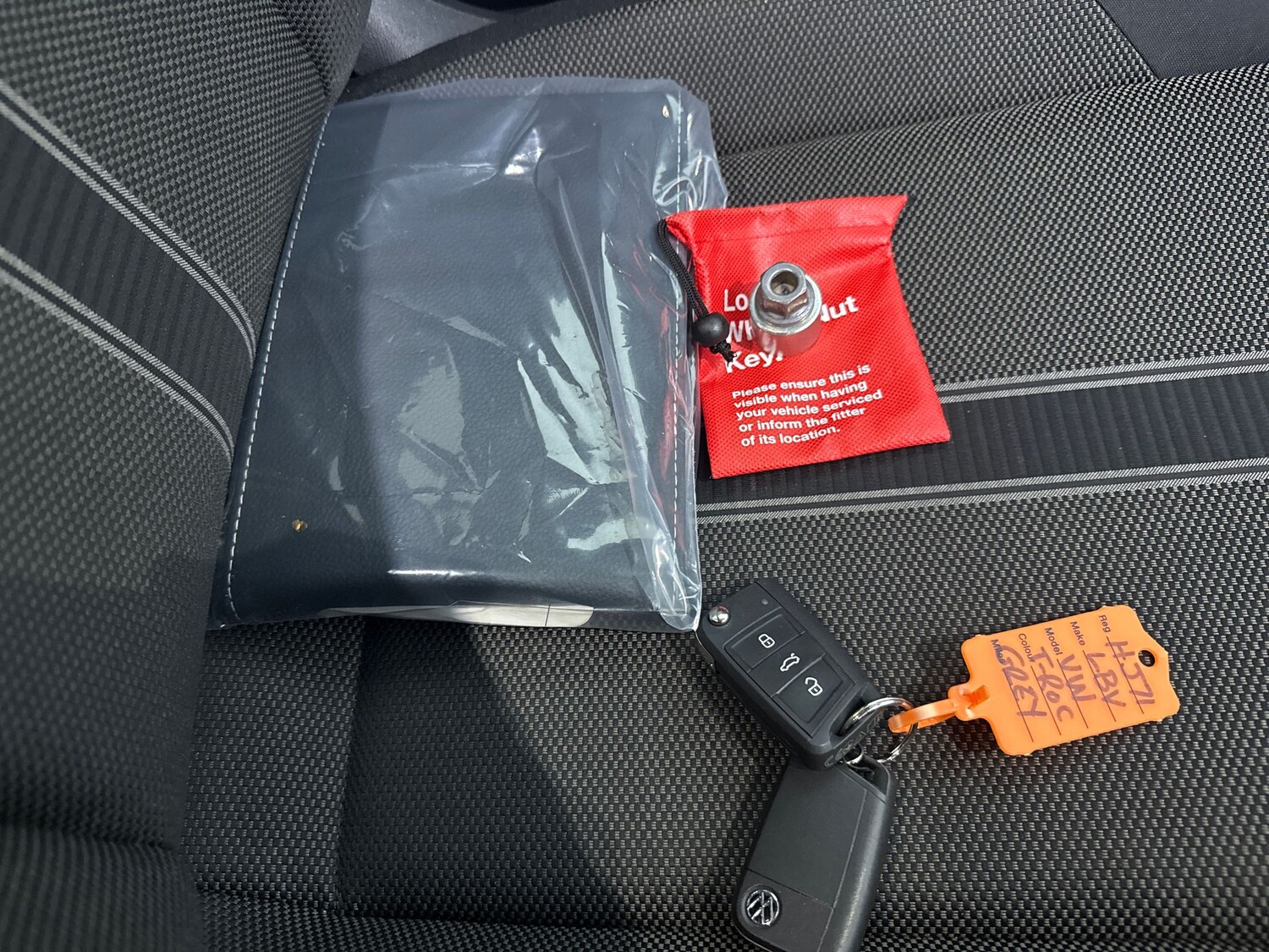 Used Volkswagen T-Roc 2021 for sale - 77581820: Photo 27