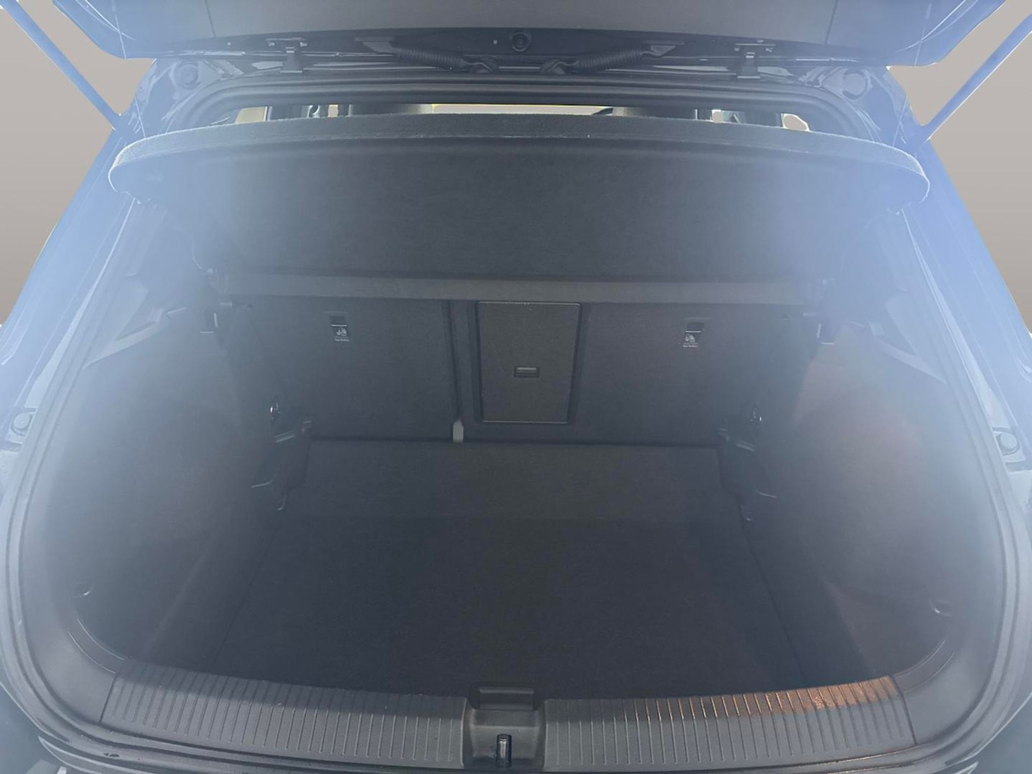 Used Volkswagen T-Roc 2021 for sale - 77581820: Photo 28