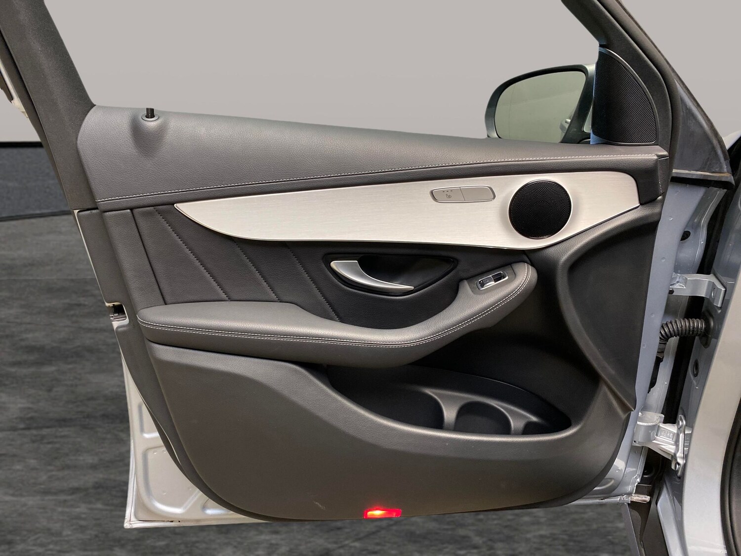 Used Mercedes-Benz GLC 2022 for sale - 78023064: Photo 26