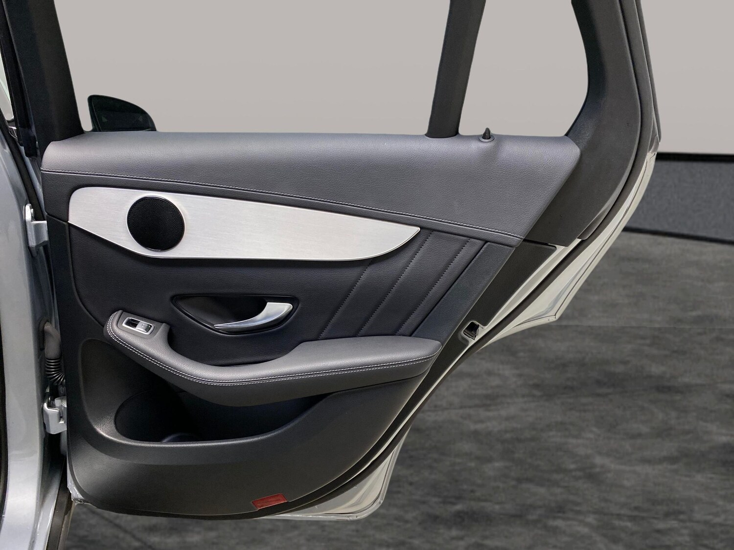 Used Mercedes-Benz GLC 2022 for sale - 78023064: Photo 28