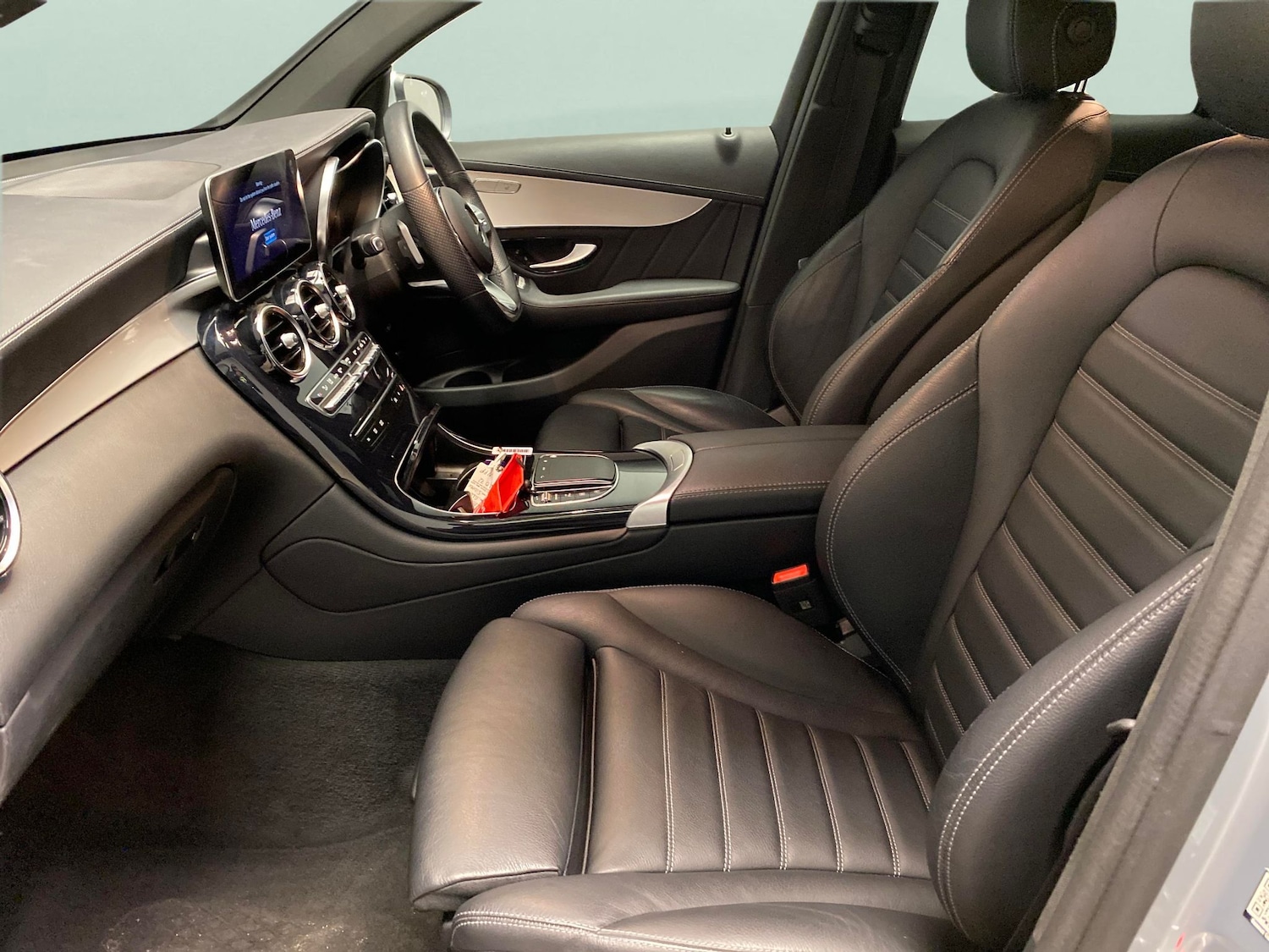 Used Mercedes-Benz GLC 2022 for sale - 78023064: Photo 4