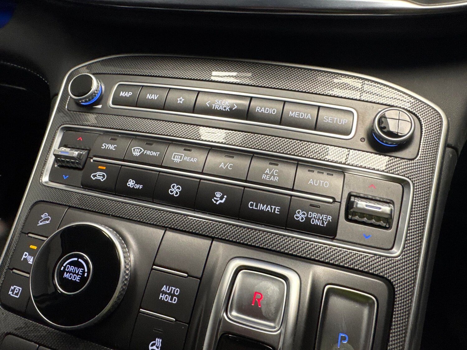 Used Hyundai Santa Fe 2023 for sale - 77679202: Photo 21