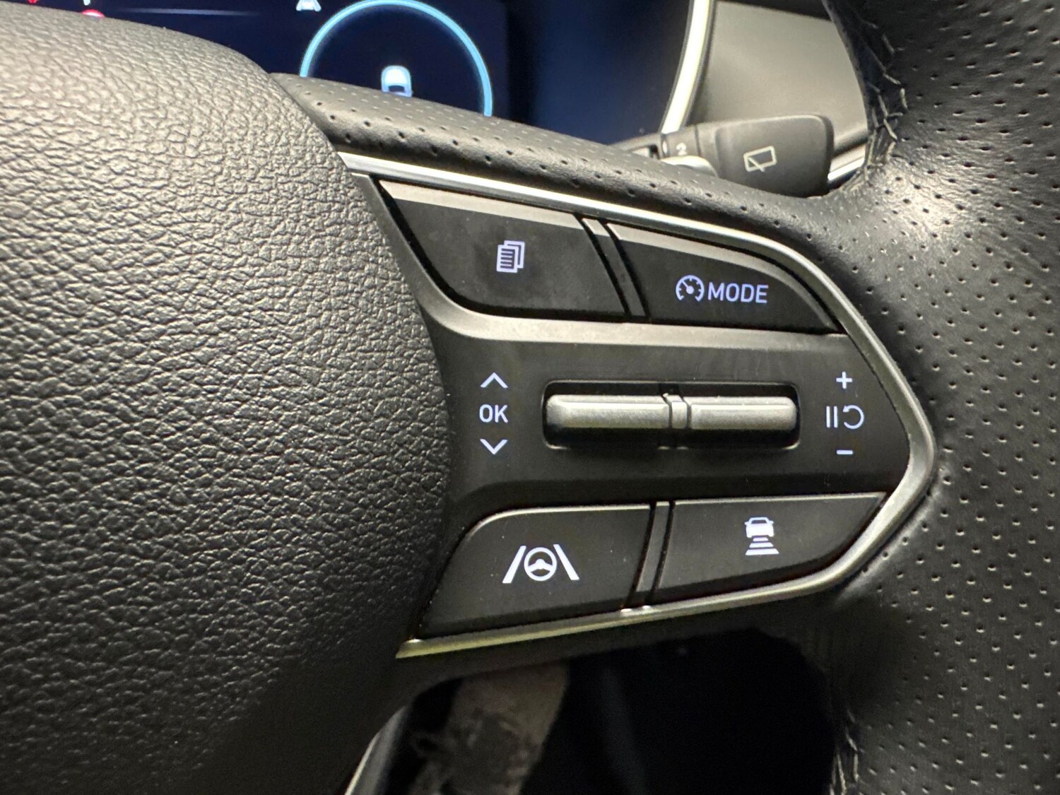 Used Hyundai Santa Fe 2023 for sale - 77679202: Photo 24