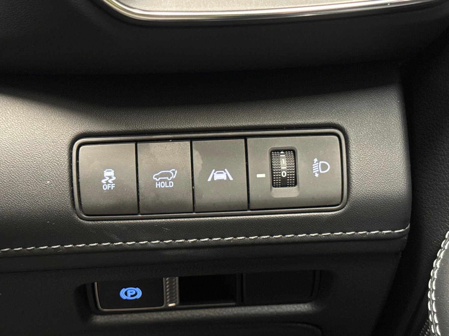 Used Hyundai Santa Fe 2023 for sale - 77679202: Photo 25