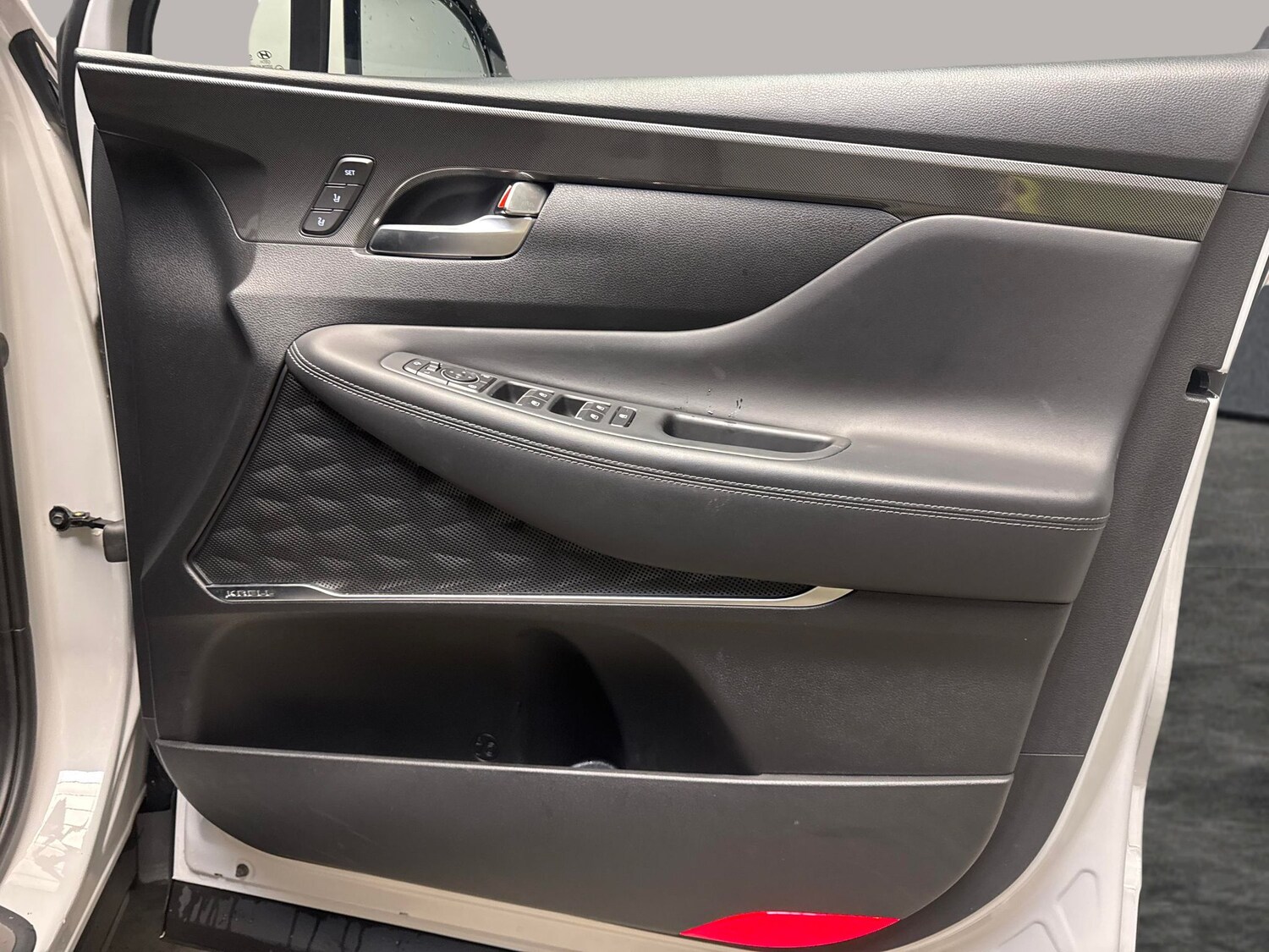 Used Hyundai Santa Fe 2023 for sale - 77679202: Photo 34