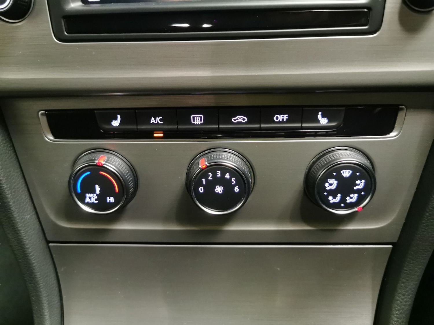 Used Volkswagen Golf 2017 for sale - 78037095: Photo 17