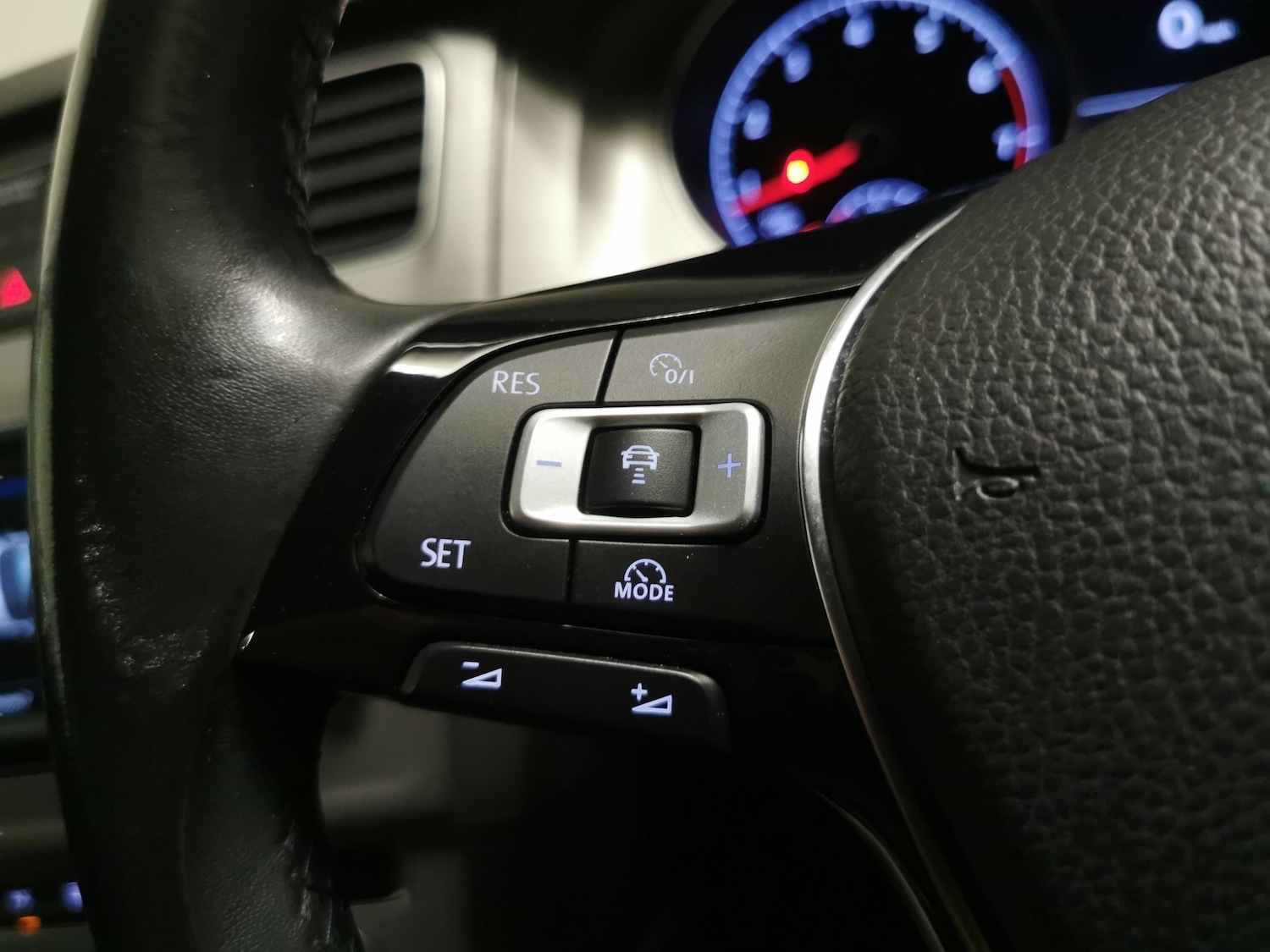 Used Volkswagen Golf 2017 for sale - 78037095: Photo 19