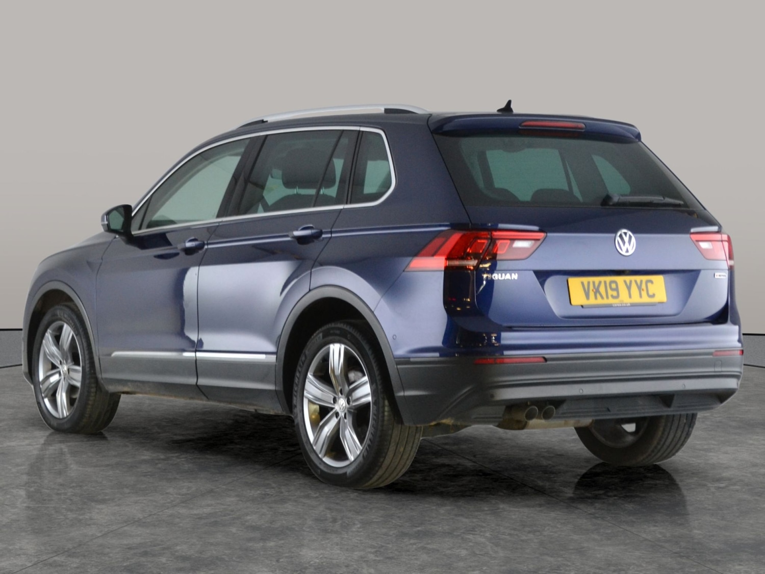 Used Volkswagen Tiguan 2019 for sale - 76933484: Photo 8