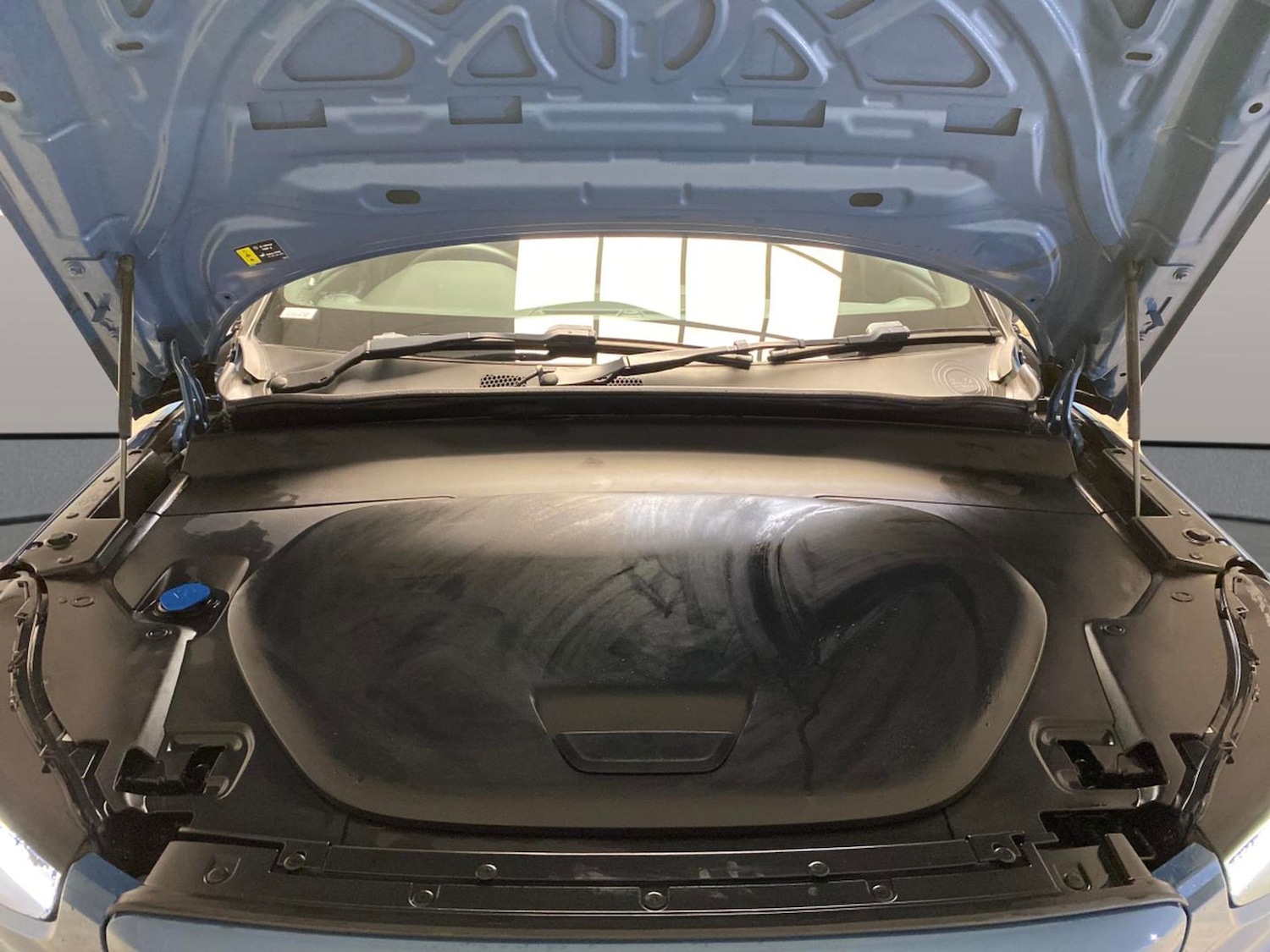 Used Volvo XC40 2023 for sale - 77965701: Photo 30