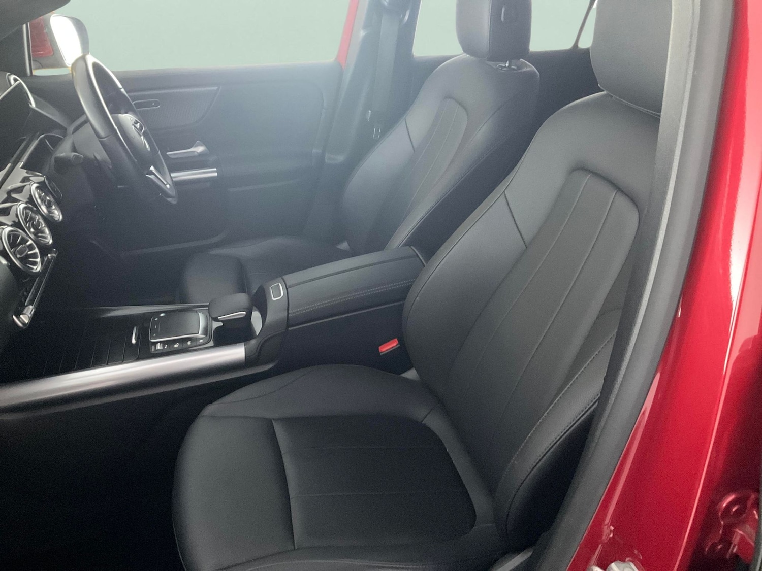 Used Mercedes-Benz EQA 2022 for sale - 76426173: Photo 8