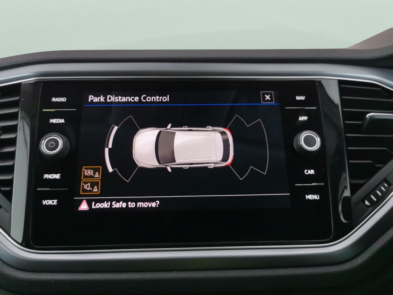 Used Volkswagen T-Roc 2022 for sale - 77979374: Photo 16