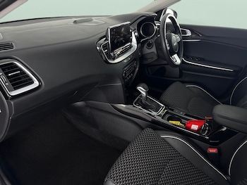 Used Kia XCeed 2024 for sale - 76492013: Photo