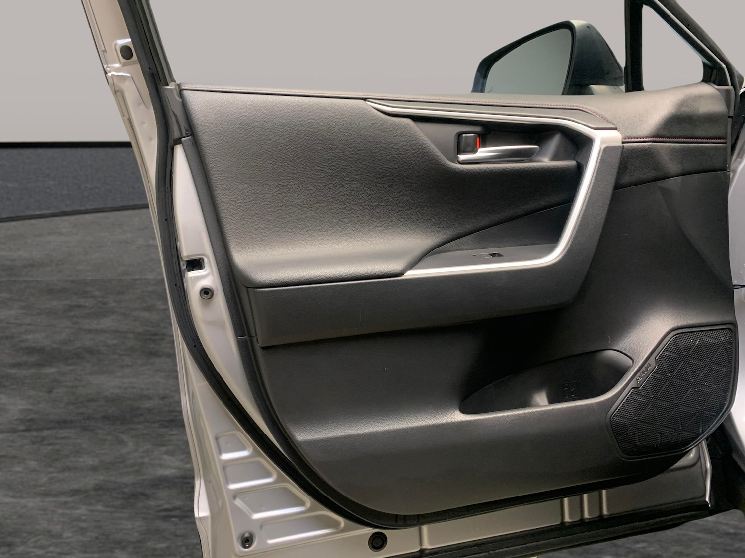 Used Toyota RAV4 2022 for sale - 77519641: Photo 24