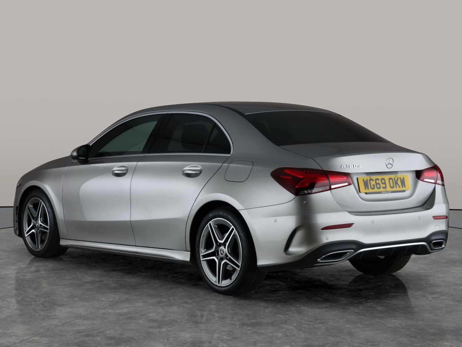 Used Mercedes-Benz A-Class 2019 for sale - 76445173: Photo 16