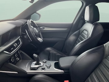 Used Alfa Romeo Stelvio 2022 for sale - 75851148: Photo
