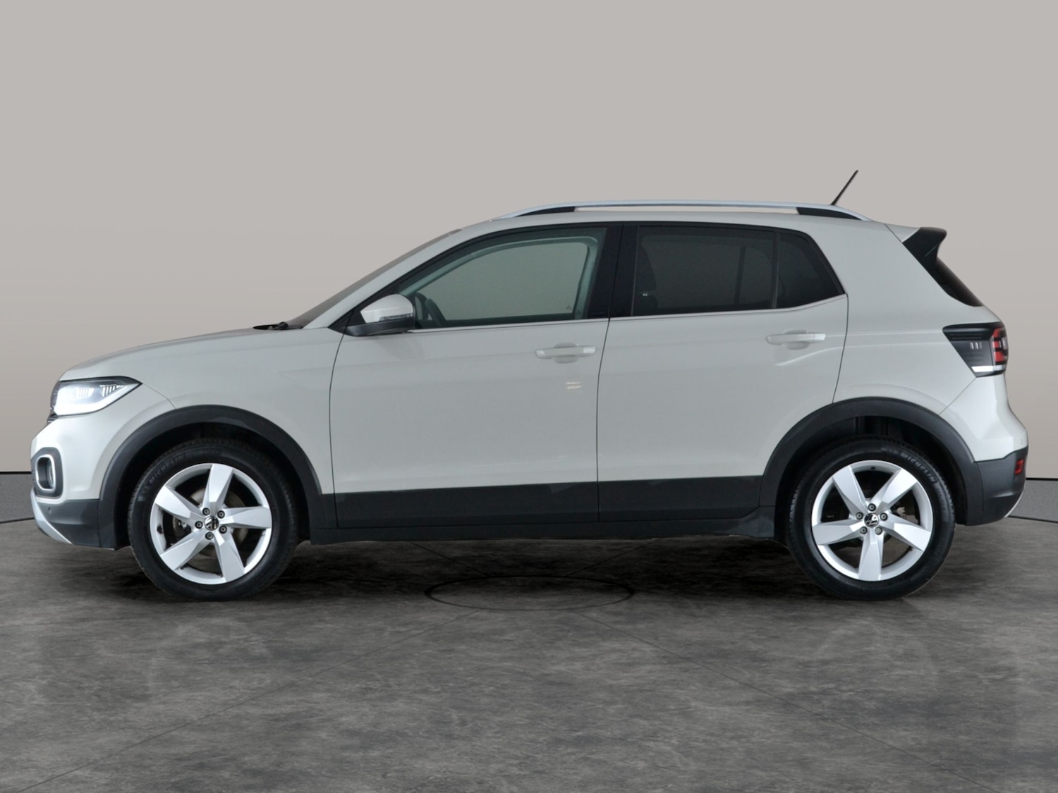 Used Volkswagen T-Cross 2023 for sale - 77300888: Photo 13