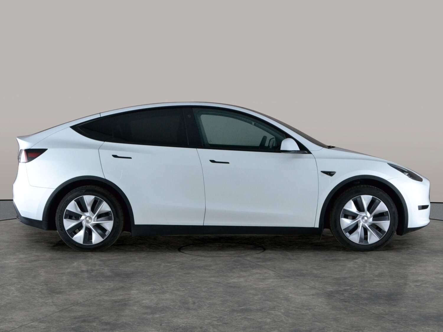 Used Tesla Model Y 2023 for sale - 77942633: Photo 10