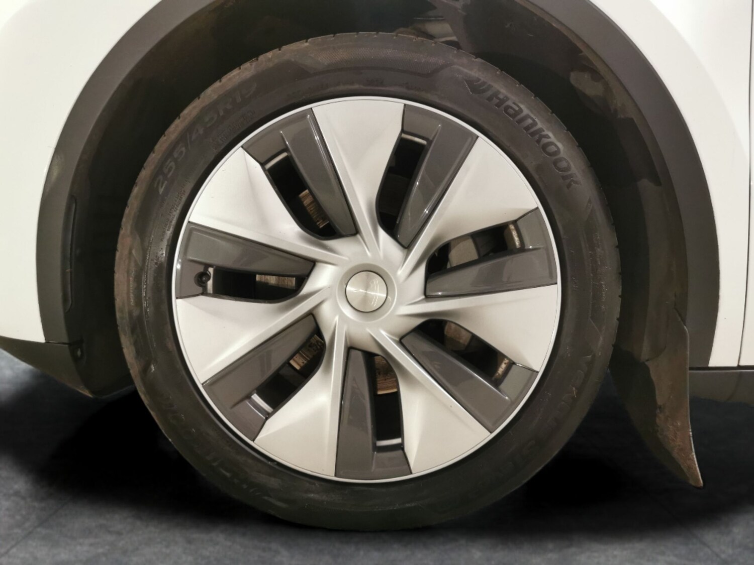 Used Tesla Model Y 2023 for sale - 77942633: Photo 23