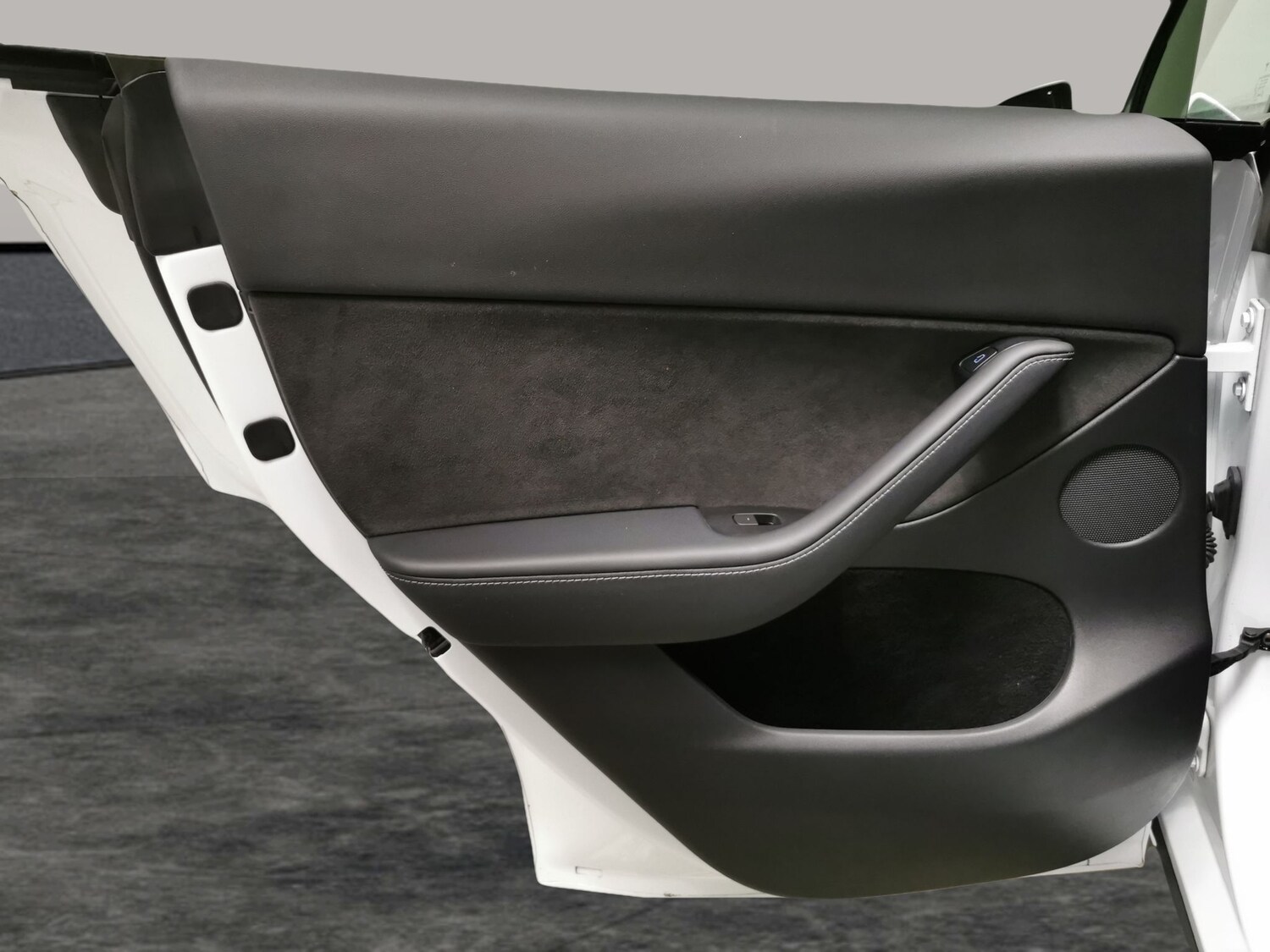 Used Tesla Model Y 2023 for sale - 77942633: Photo 28