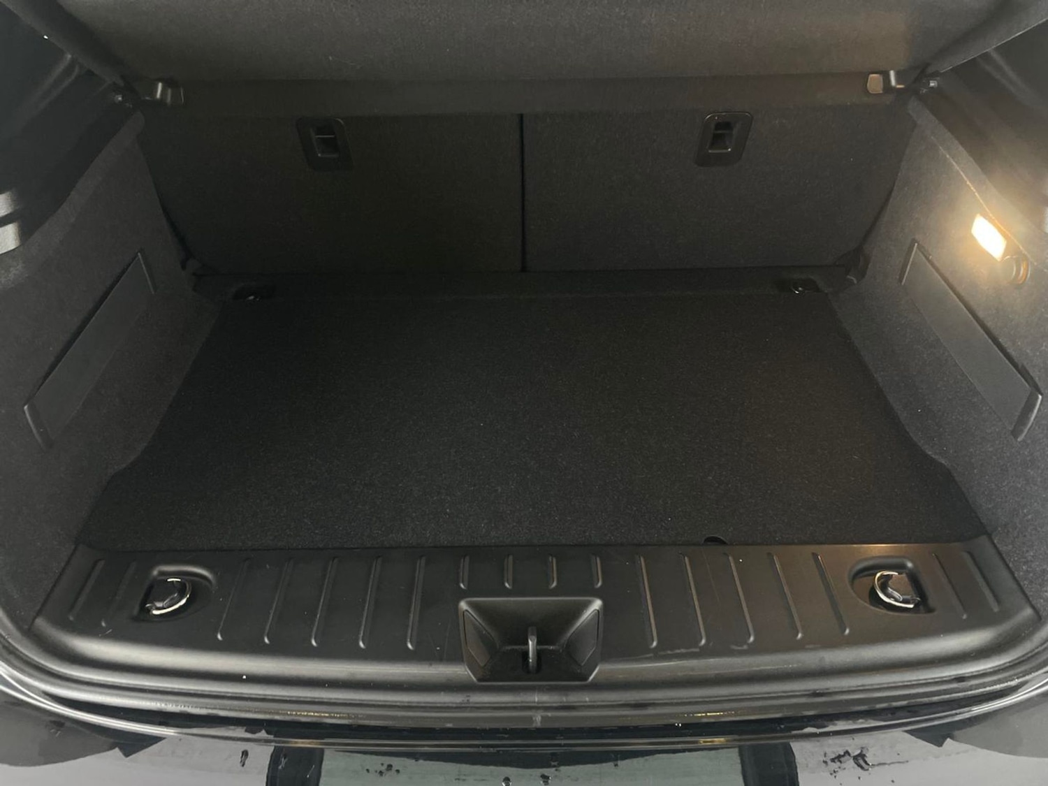 Used BMW i3 2019 for sale - 77475436: Photo 31