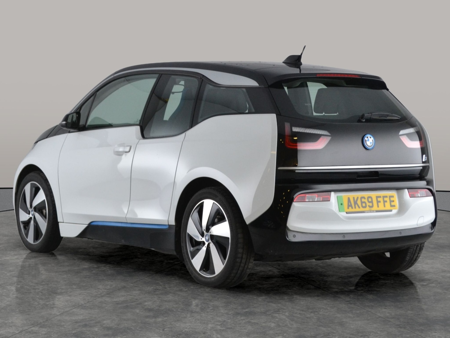 Used BMW i3 2019 for sale - 77475436: Photo 8