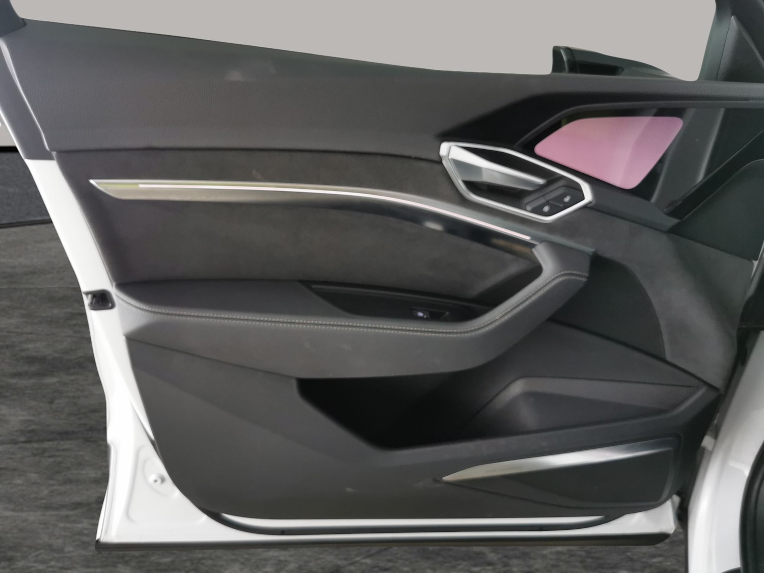 Used Audi e-tron 2022 for sale - 77569866: Photo 33