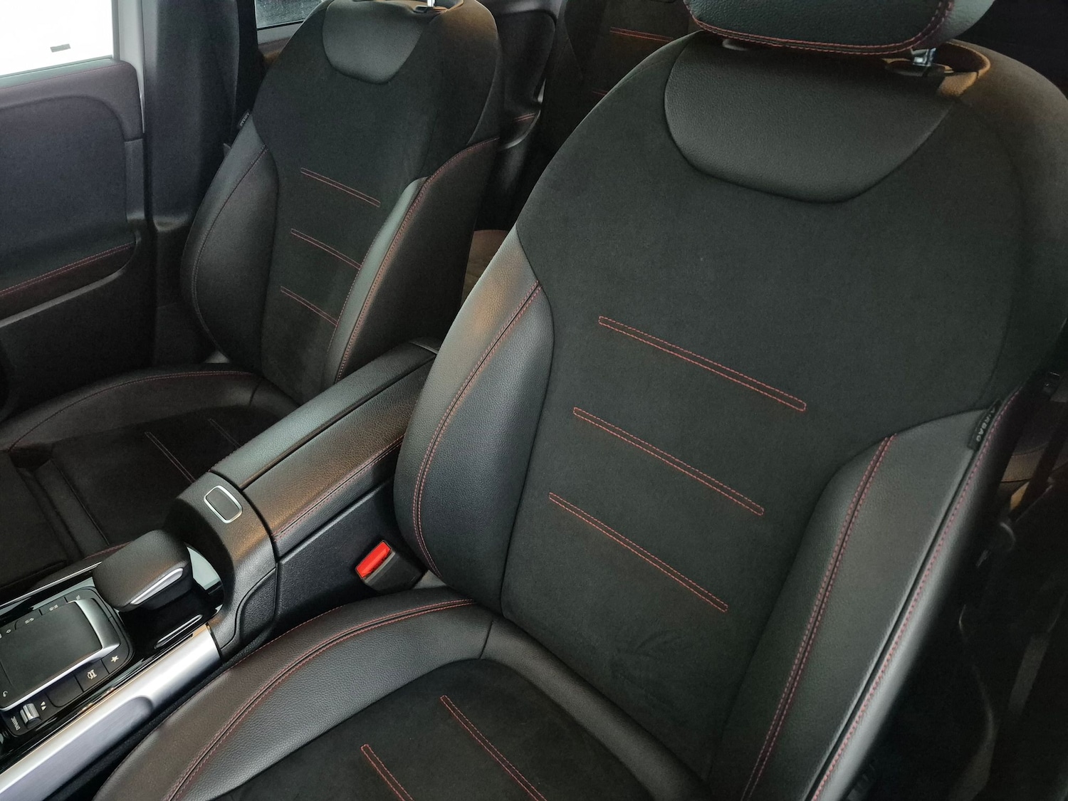 Used Mercedes-Benz GLB 2022 for sale - 78150836: Photo 14