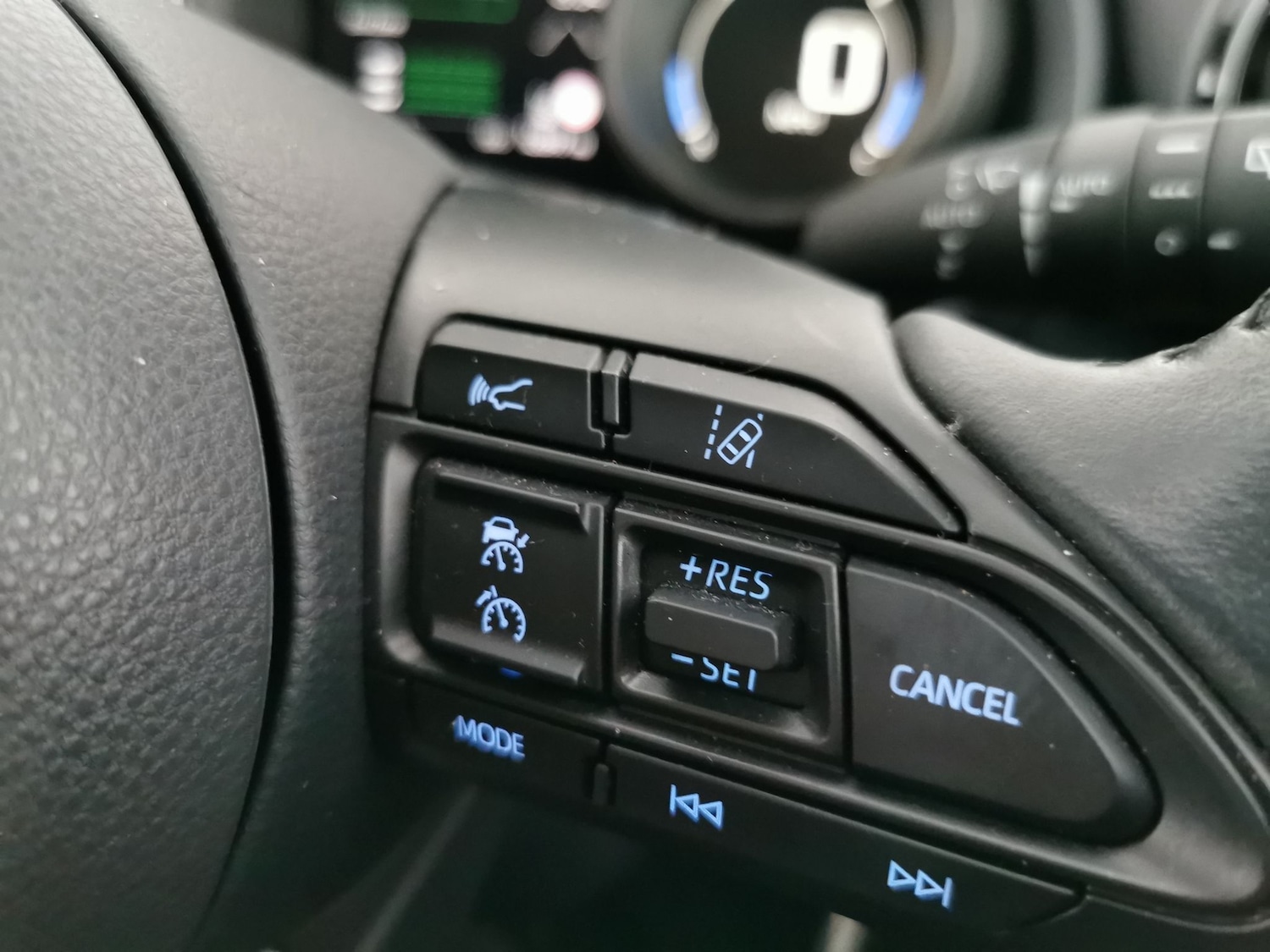 Used Toyota Yaris 2022 for sale - 77136670: Photo 21