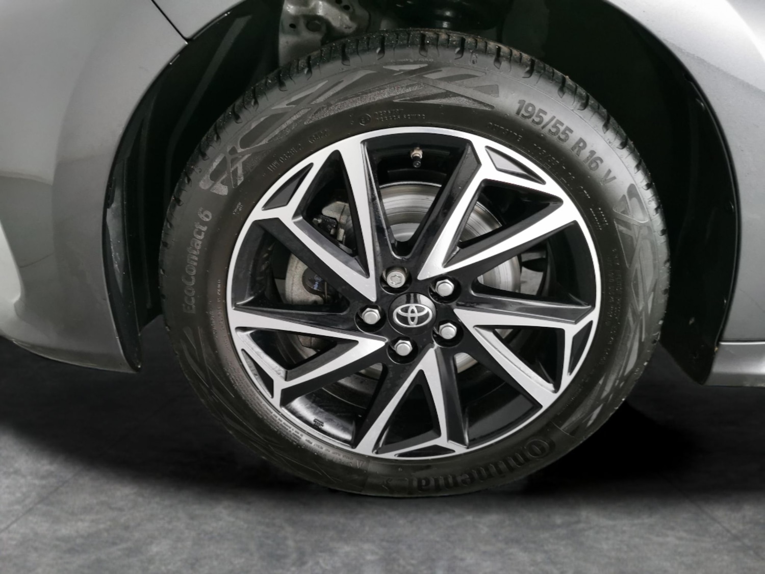 Used Toyota Yaris 2022 for sale - 77136670: Photo 24