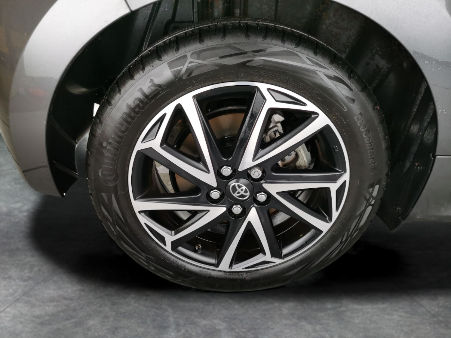 Used Toyota Yaris 2022 for sale - 77136670: Photo 26