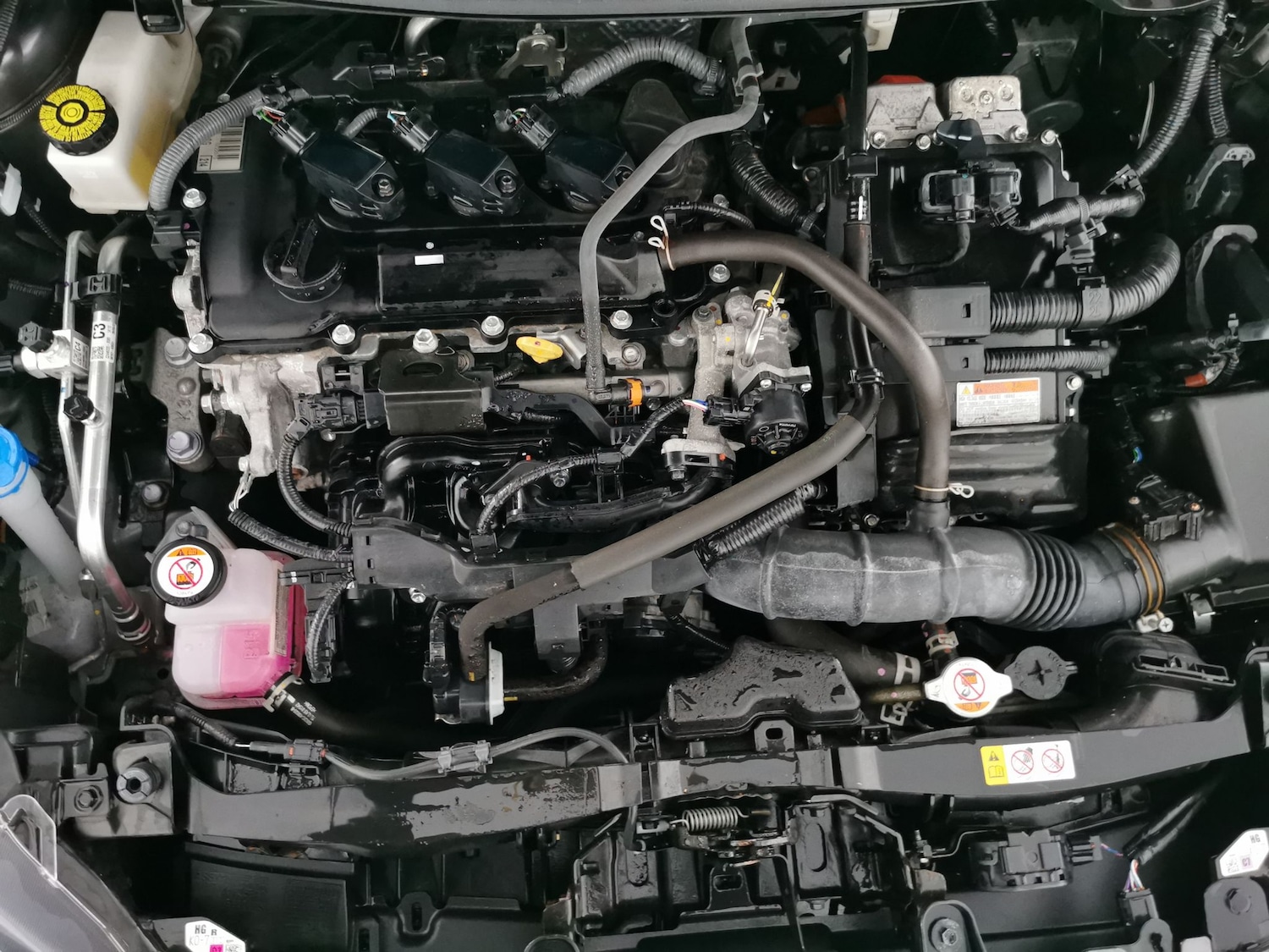 Used Toyota Yaris 2022 for sale - 77136670: Photo 34