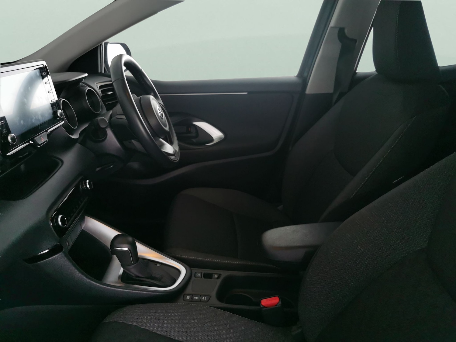 Used Toyota Yaris 2022 for sale - 77136670: Photo 4