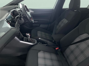 Used Volkswagen Polo 2023 for sale - 77730581: Photo