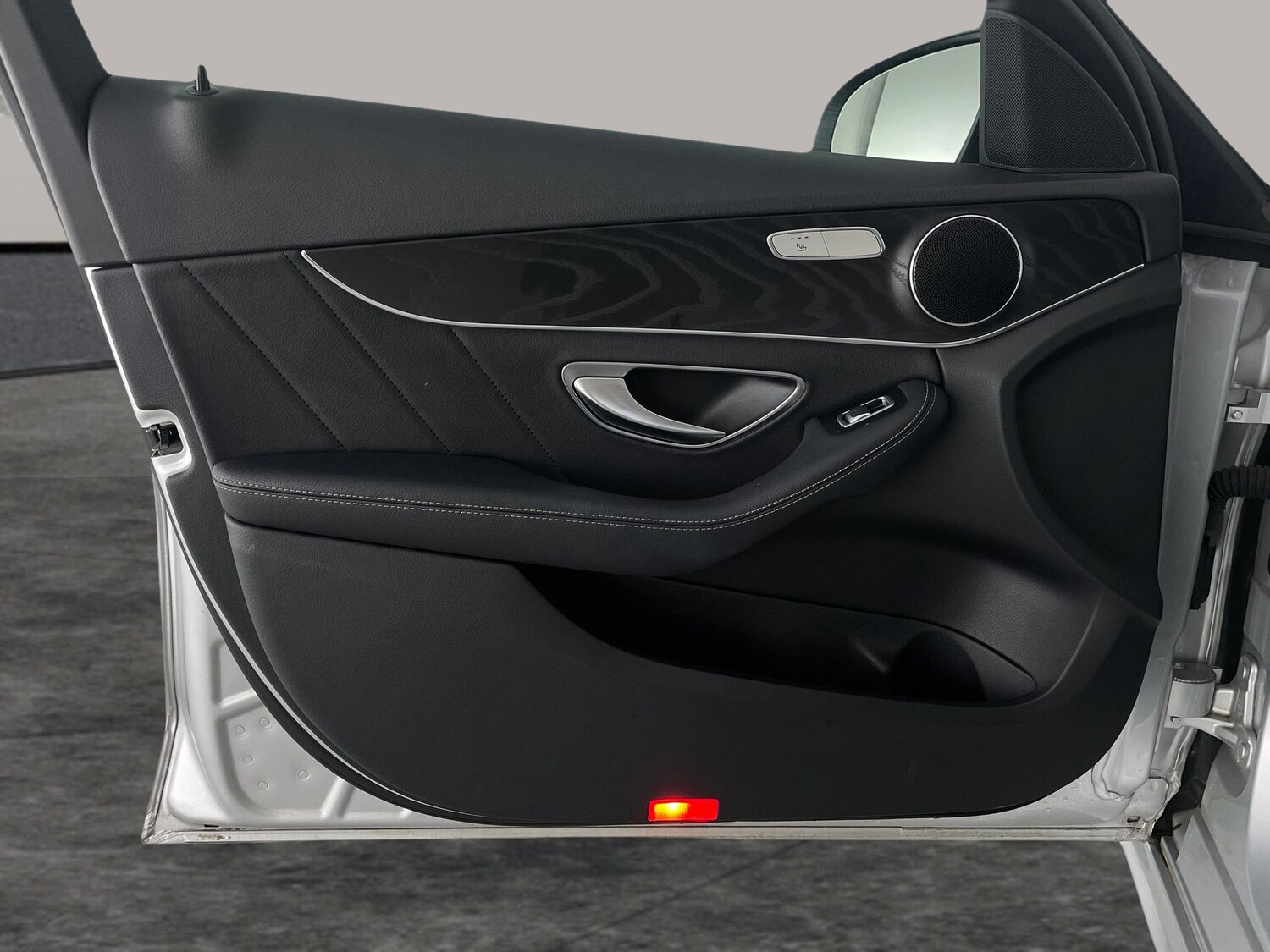 Used Mercedes-Benz C Class 2019 for sale - 78144379: Photo 32