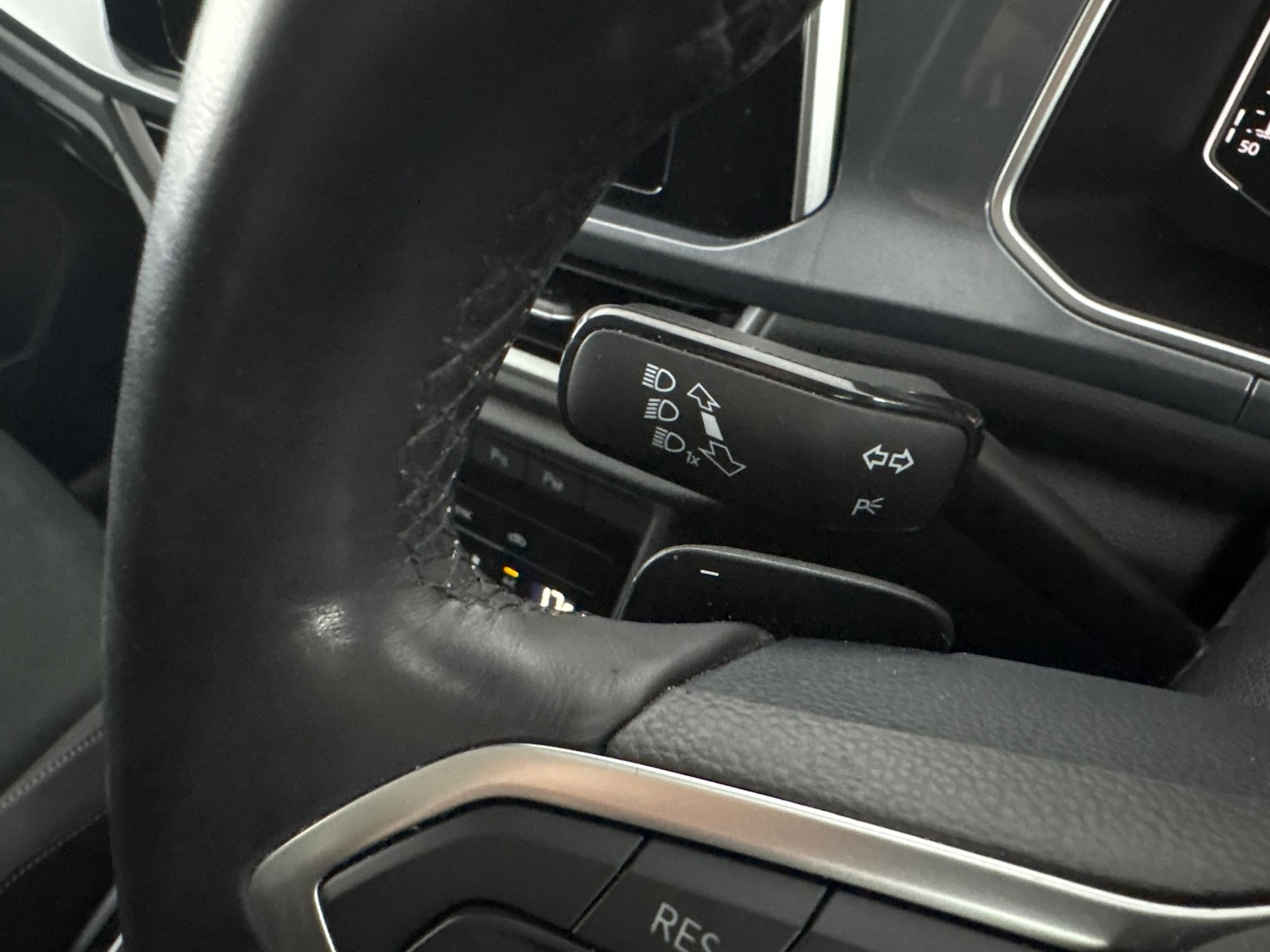 Used Volkswagen T-Roc for sale - 77245969: Photo 17